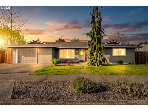 513 E Hollister St, Stayton, OR, 97383-1330 | Card Image