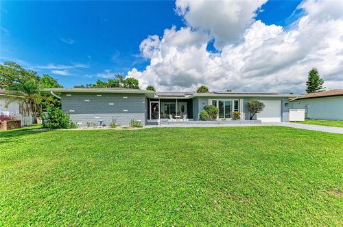 16 Oakland Hills Pl, Rotonda West, FL, 33947-2233 | Card Image