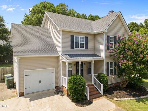4225 Mangrove Dr, Raleigh, NC, 27616-8921 | Card Image