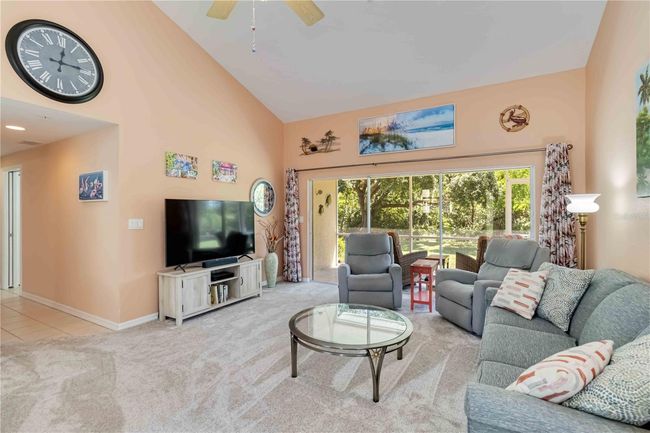 102 - 6339 Bay Cedar Ln, Condo with 2 bedrooms, 2 bathrooms and null parking in BRADENTON FL | Image 4