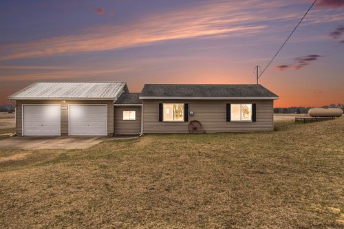 19661 Meceola Rd, Hersey, MI, 49639-8536 | Card Image