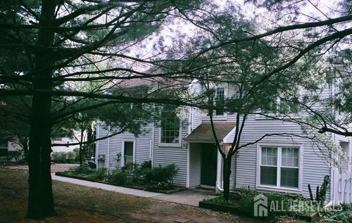 29 Borelle Sq, Parlin, NJ, 08859-2302 | Card Image