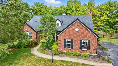 1402 Miami Lake Dr, Loveland, OH, 45140-6111 | Card Image