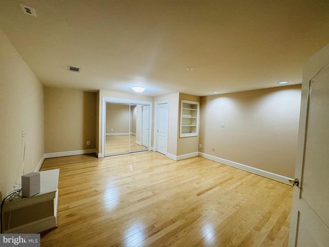 15566 Smithfield Pl, House other with 5 bedrooms, 5 bathrooms and null parking in Centreville VA | Image 37