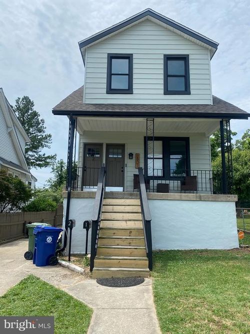 2801 Fleetwood Ave, BALTIMORE, MD, 21214-1256 | Card Image