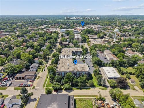 209-310 E Church St, Libertyville, IL, 60048-2267 | Card Image