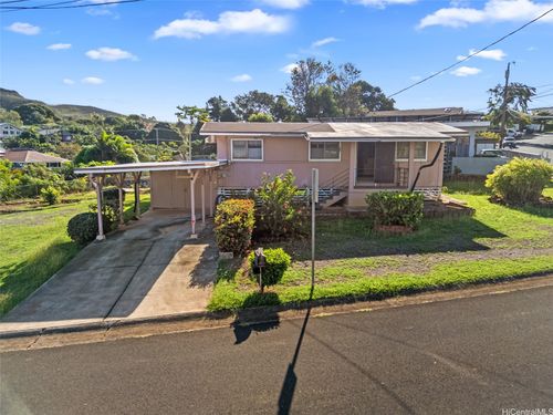 1067 Kina St, Kailua, HI, 96734-3718 | Card Image