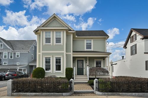 13 Bartlet St, Andover, MA, 01810-3655 | Card Image