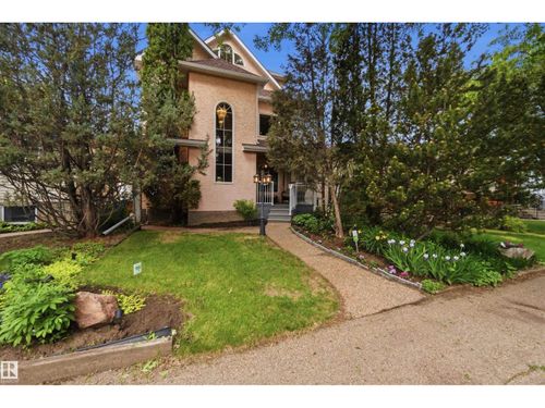 9730 95 St Nw, Edmonton, AB, T6C3X7 | Card Image