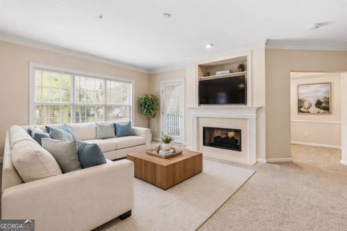 314-3275 Lenox Rd Ne, Atlanta, GA, 30324-2571 | Card Image
