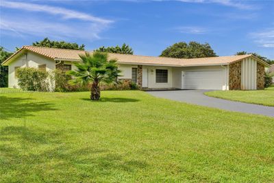 11860 Nw 25th St, House other with 3 bedrooms, 2 bathrooms and null parking in Plantation FL | Image 2