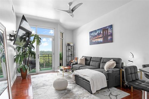 unit-625-711 Cosmopolitan Dr Ne, Atlanta, GA, 30324-3626 | Card Image