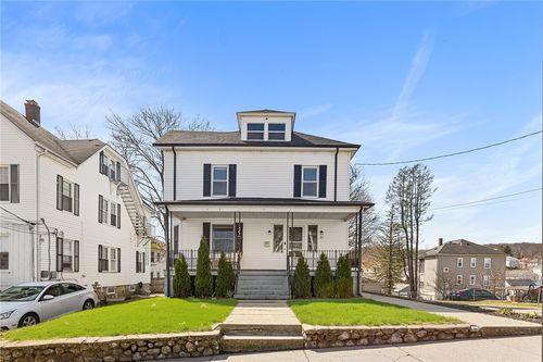 32 5th Ave, Woonsocket, RI, 02895-5018 | Card Image