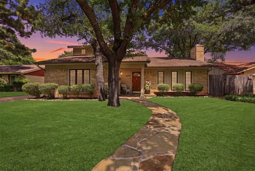 1605 Celeste Ct, Arlington, TX, 76012-2208 | Card Image