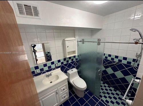 3-3894 Nw 5th St, MIAMI, FL, 33126-5602 | Card Image