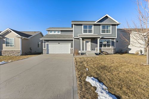105 Ne 21st Cir, Grimes, IA, 50111-2514 | Card Image