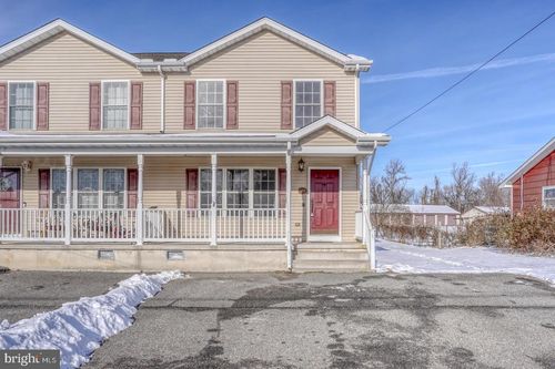 39 High St, KENTON, DE, 19955-2002 | Card Image