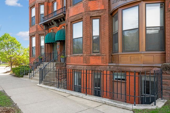 APT-7 - 162 College Ave W, Condo with 2 bedrooms, 1 bathrooms and null parking in Saint Paul MN | Image 52