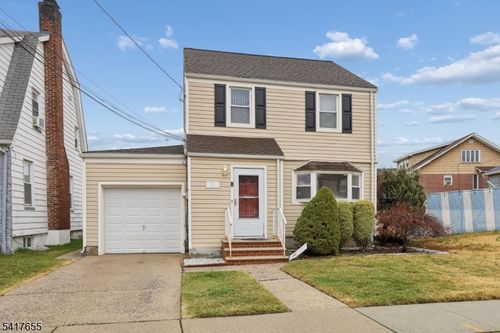 10 Ogden Rd, Belleville, NJ, 07109-1328 | Card Image