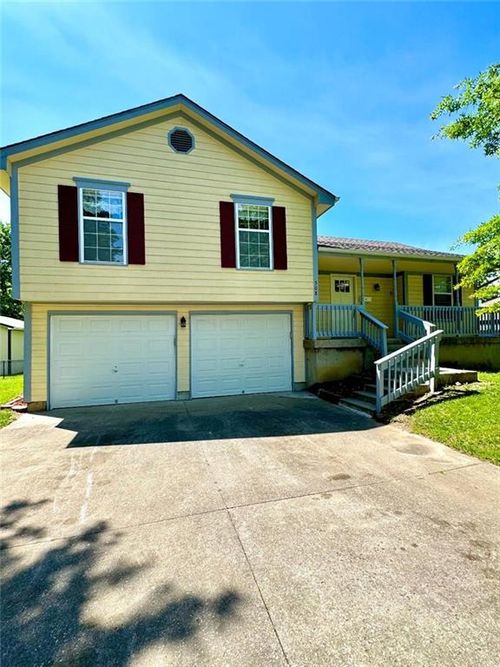 508 Quail Creek Dr, Odessa, MO, 64076-1361 | Card Image