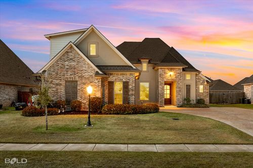 605 Dumaine Dr, Bossier City, LA, 71111-6277 | Card Image