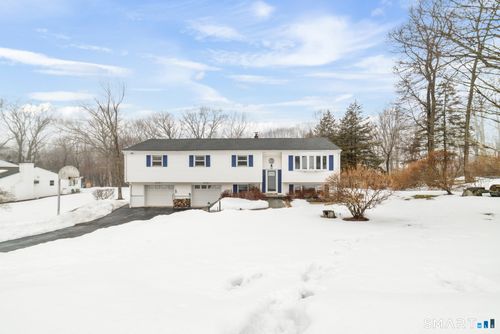 16 Cushing Dr, Danbury, CT, 06811-2706 | Card Image