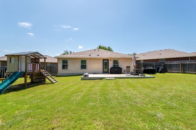 5601 Malcom Trl, House other with 3 bedrooms, 2 bathrooms and 4 parking in Austin TX | Image 16