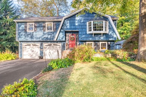 3 Jean St, Vernon, NJ, 07462-3533 | Card Image