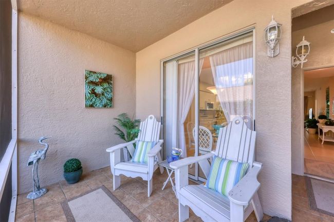 UNIT-1215 - 9641 Castle Point Dr, Condo with 2 bedrooms, 2 bathrooms and null parking in Sarasota FL | Image 6