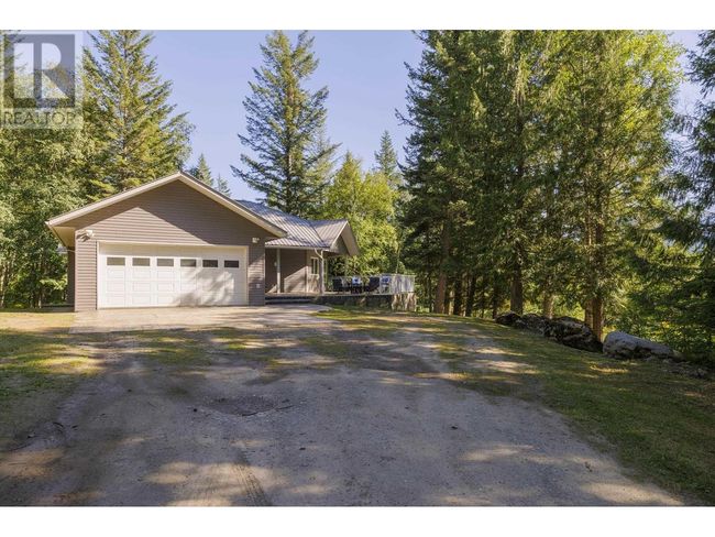 4040 Mountain View Rd, House other with 4 bedrooms, 3 bathrooms and null parking in Mcbride BC | Image 40