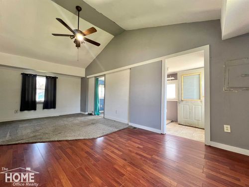 1938 Bock St, Owosso, MI, 48867-4004 | Card Image