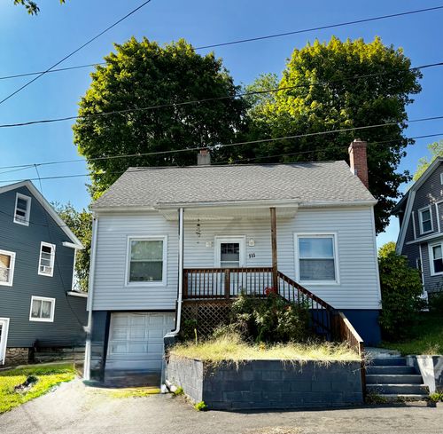 111 Virginia Ave, Waterbury, CT, 06705-1528 | Card Image