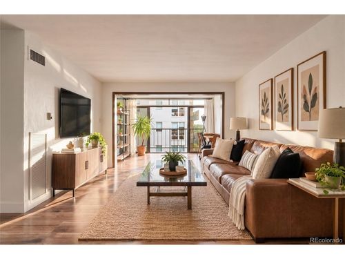 908-2 Adams St, Denver, CO, 80206-5716 | Card Image