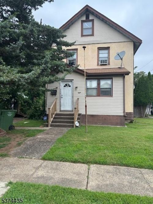 8 Germantown Ave, Edison, NJ, 08817-5209 | Card Image