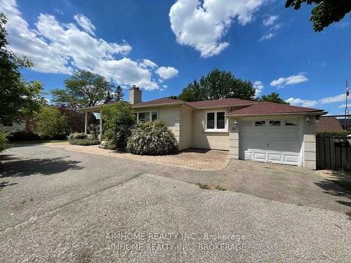 75 Harding Blvd, Richmond Hill, ON, L4C1S7 | Card Image