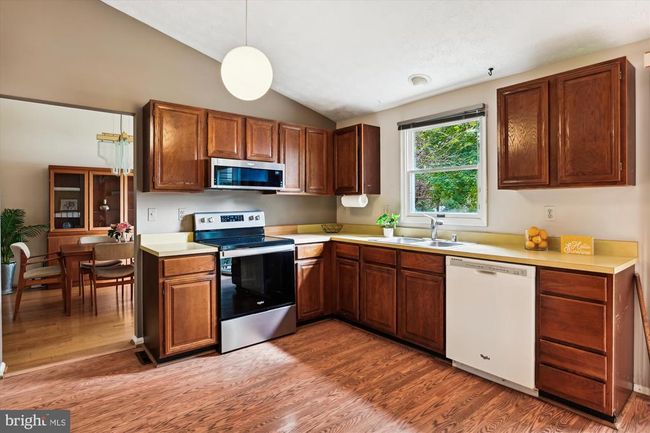 6202 Black Cherry Cir, House other with 4 bedrooms, 3 bathrooms and null parking in COLUMBIA MD | Image 13