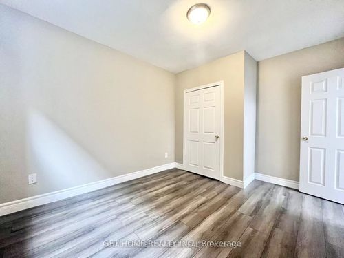 2046A Danforth Ave, Toronto, ON, M4C1J6 | Card Image