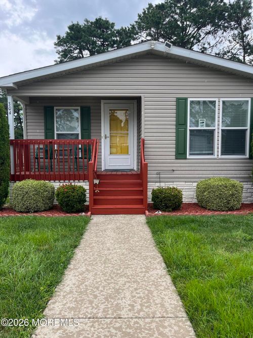 304 Kenwood Ct, Whiting, NJ, 08759-3511 | Card Image