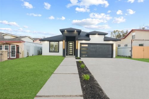 1420 Morrell Ave, Dallas, TX, 75203-3627 | Card Image