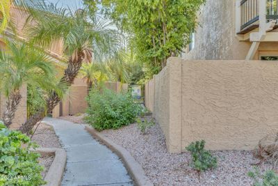 1 - 10414 N 10 Th Street, Townhouse with 2 bedrooms, 2 bathrooms and null parking in Phoenix AZ | Image 2