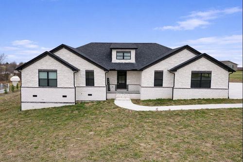 46 Caden Ln, London, KY, 40744-9041 | Card Image