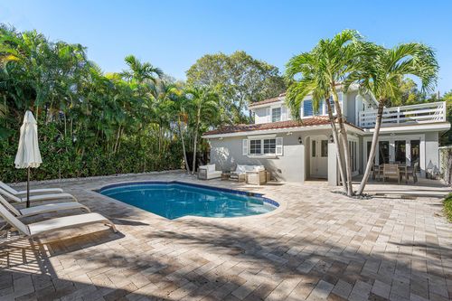 820 Palm Trl, Delray Beach, FL, 33483-5814 | Card Image