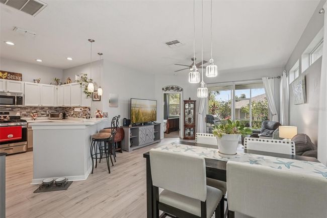76 - 2032 Inverness Greens Dr, Condo with 2 bedrooms, 2 bathrooms and null parking in SUN CITY CENTER FL | Image 7