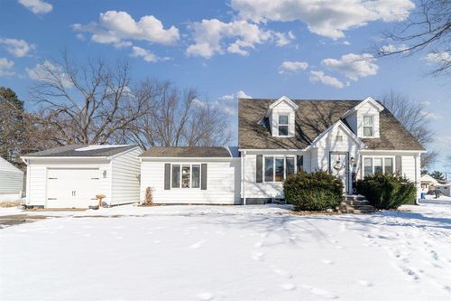 1300 2nd Ave Sw, Waverly, IA, 50677-2813 | Card Image