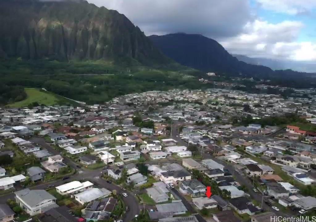 Mahinui Rd, Kaneohe, HI 96744