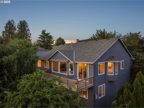 16117 Se Goosehollow Dr, Damascus, OR, 97089-7877 | Card Image