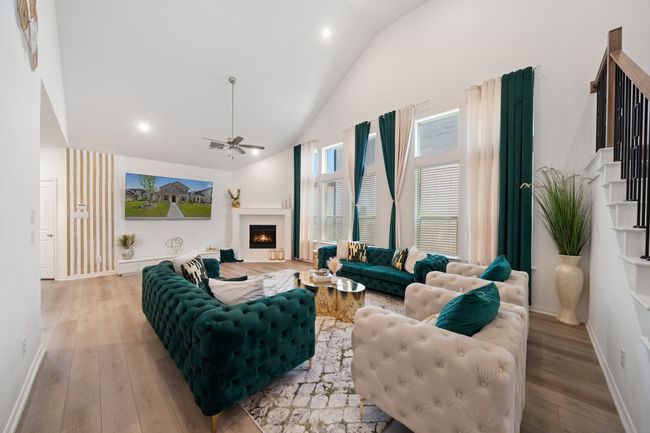 8208 Legacy Trl, House other with 4 bedrooms, 3 bathrooms and null parking in Mckinney TX | Image 8
