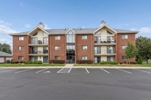2d-6612 Martin France Cir, Tinley Park, IL, 60477-6472 | Card Image