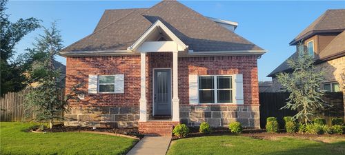 3417 W Pinot Ln, Fayetteville, AR, 72704-4017 | Card Image