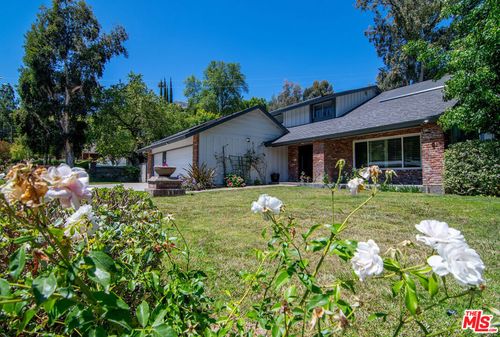 3525 Eddingham Ave, Calabasas, CA, 91302-5828 | Card Image